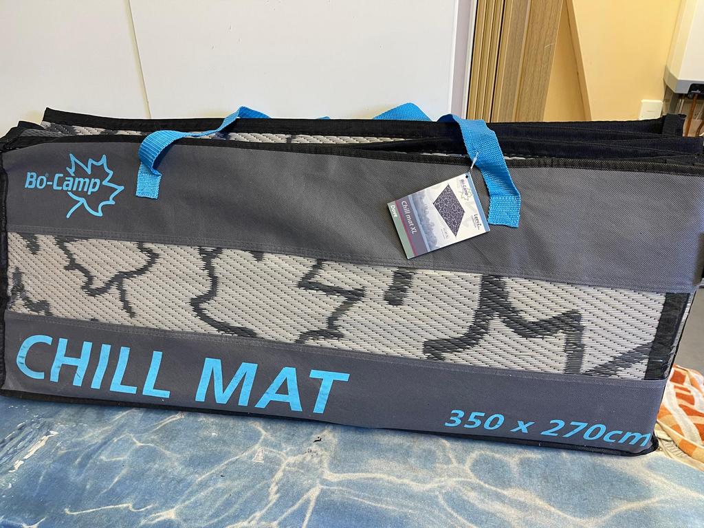 Chill mat, Caravans en Kamperen, Ophalen, Zo goed als nieuw