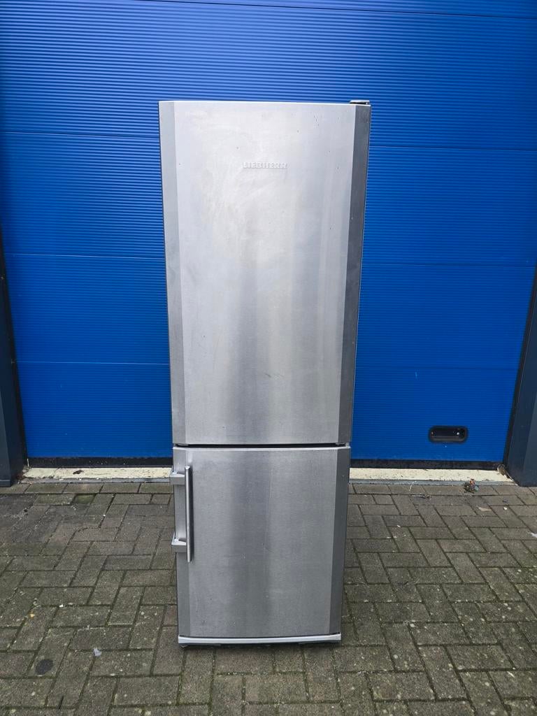 Keurige ruime Liebherr RVS No-Frost koelvriescombinatie!🚚✅️, Witgoed en Apparatuur, Koelkasten en IJskasten, 200 liter of meer