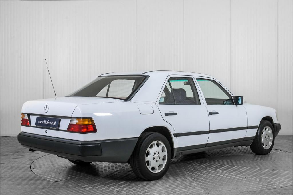 Mercedes-Benz 200-serie 200 E W124 (bj 1986), 1998 cc, Achterwielaandrijving, Gebruikt, 4 cilinders