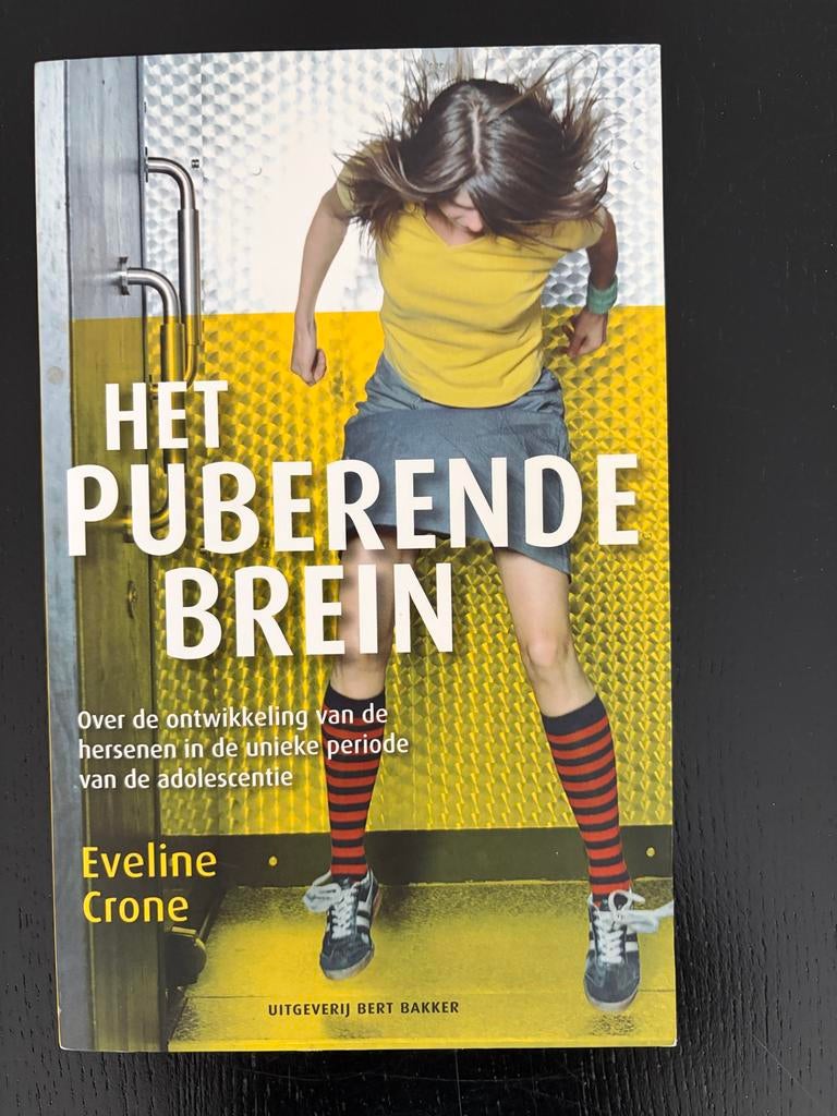 Het Puberende Brein - Eveline Crone, Boeken, Psychologie, Zo goed als nieuw, Ontwikkelingspsychologie, Ophalen of Verzenden
