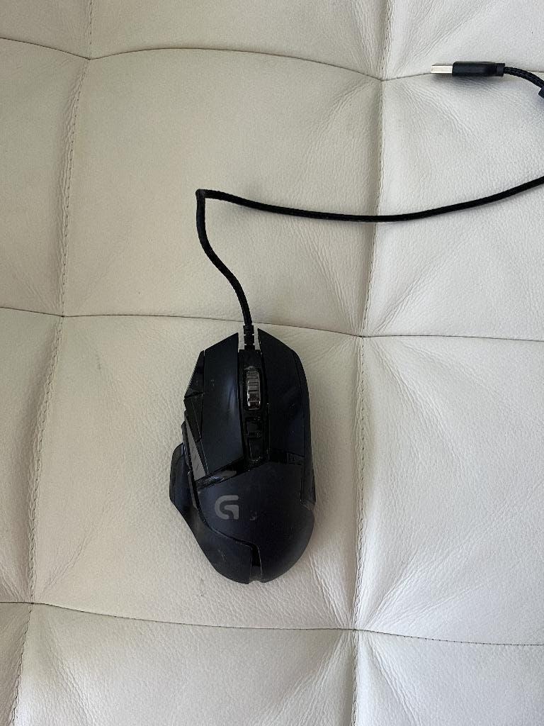 Logitech gaming muis / mouse in nieuwstaat weinig gebruikt, Computers en Software, Muizen, Muis, Gaming muis, ‘LOGITECH’, Ophalen of Verzenden