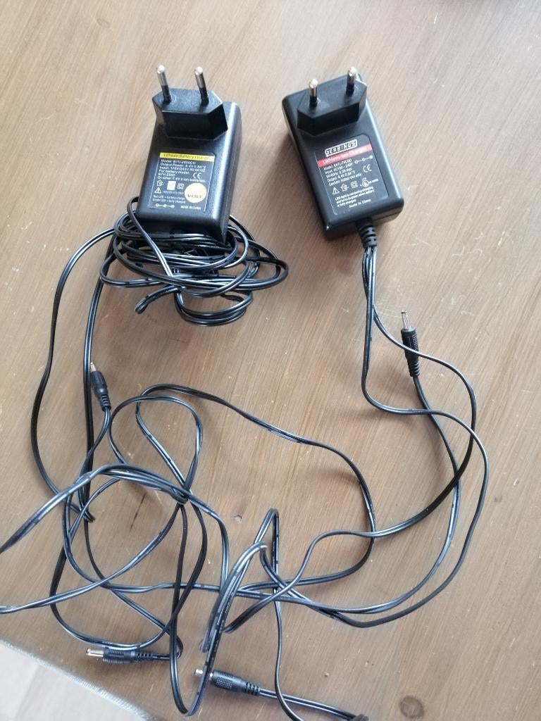 Te Koop: 2 zgan Gerbing 7Volt opladers, Ophalen of Verzenden, Tweedehands, Handschoenen