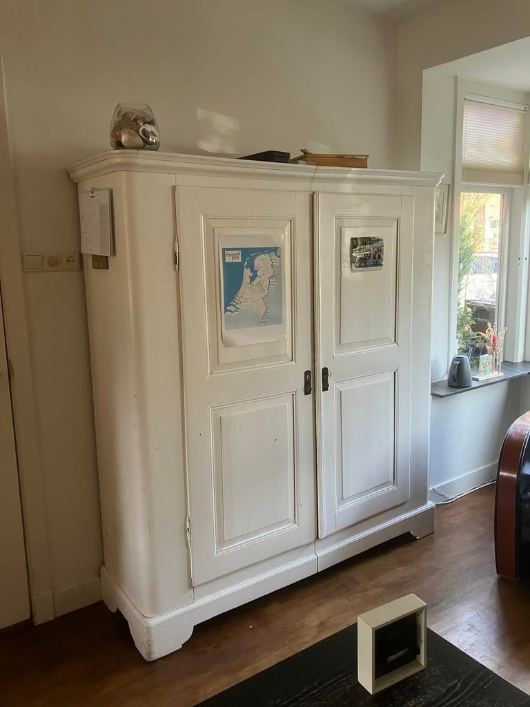 Witte brocante Kast - Tweedelig Grenen, Ophalen