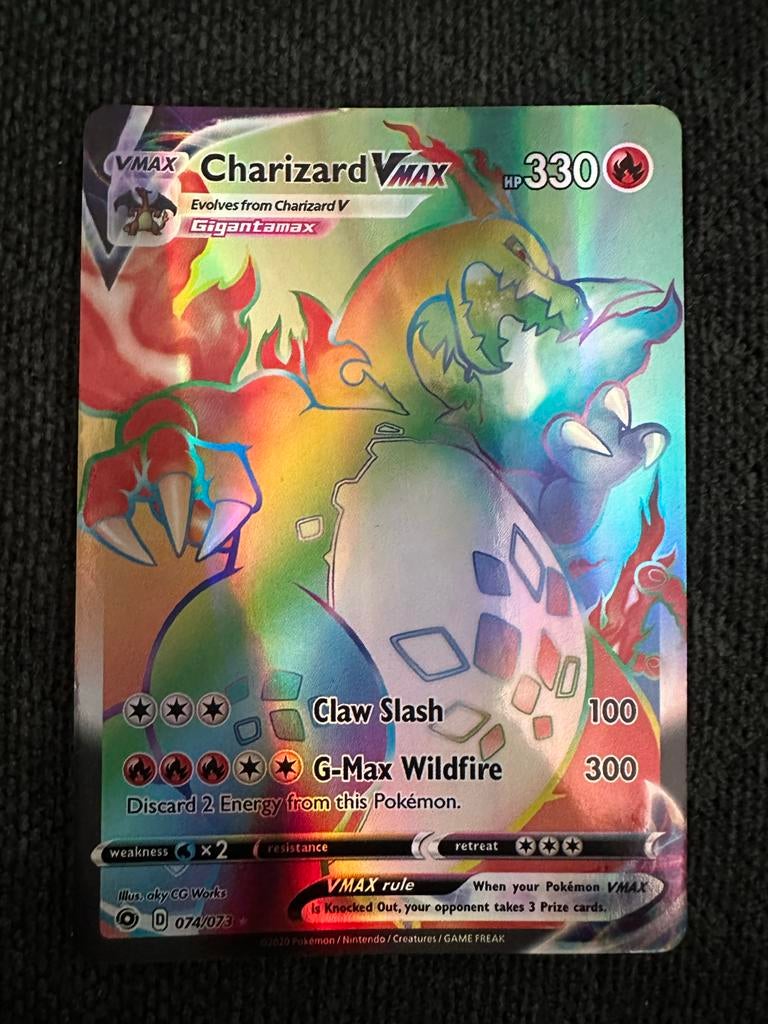 Charizard VMAX Rainbow Rare Pokémon Kaart (074/073), Hobby en Vrije tijd, Verzamelkaartspellen | Pokémon, Ophalen of Verzenden