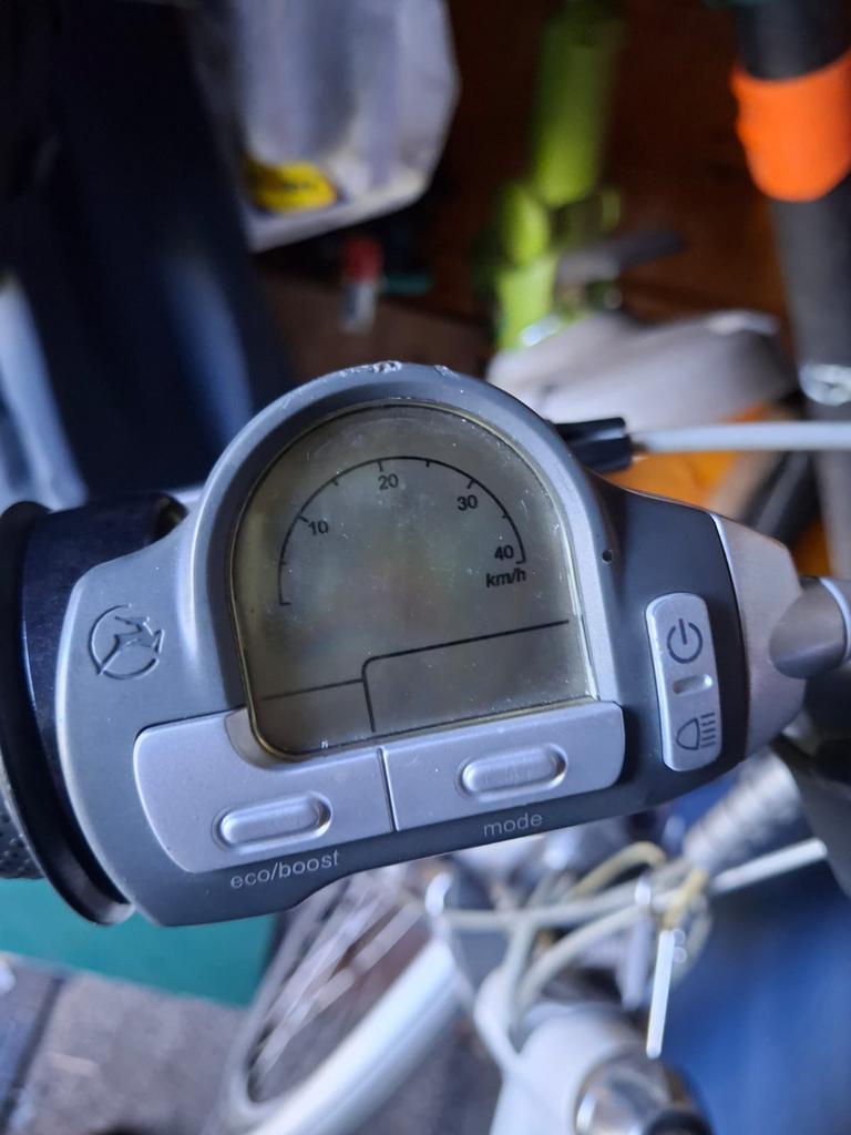 Ik zoek een display voor gazelle!!, Fietsen en Brommers, Fietsaccessoires | Fietscomputers, Ophalen of Verzenden, Zo goed als nieuw