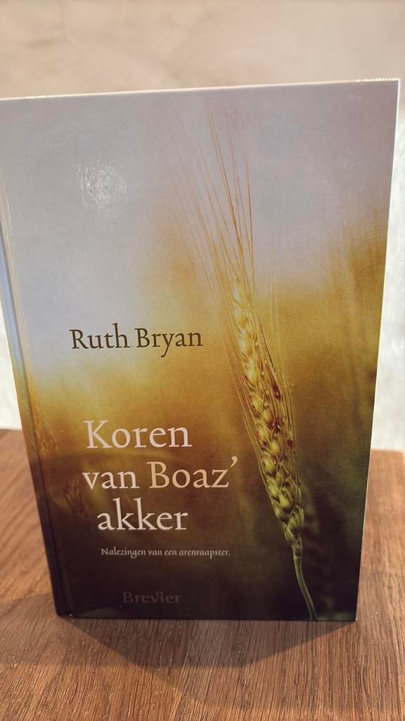 KR-1 Ruth Bryan - Koren van Boaz' akker, Boeken, Ophalen of Verzenden, Zo goed als nieuw, Ruth Bryan
