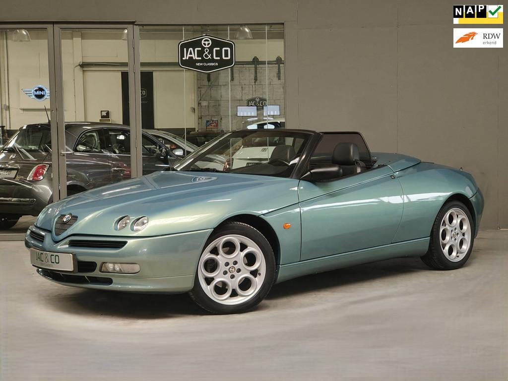 Alfa Romeo Spider 2.0 TwinSpark airco, leer NL-NAP nieuwstaa, Auto's, Alfa Romeo, 1345 kg, Gebruikt, Cabriolet, Spider