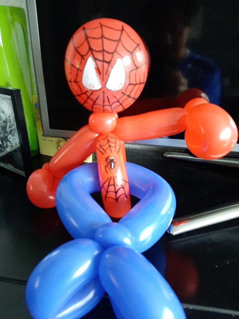 Spider Man .Spider Man 2099 New Avengers, Meerdere comics, Ophalen of Verzenden, Zo goed als nieuw, Amerika