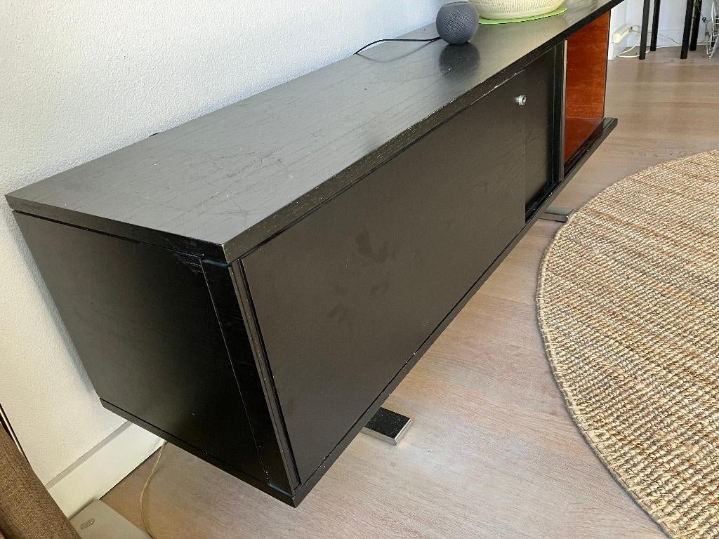 Design tv meubel met metalen poten, Ophalen, Gebruikt, 150 tot 200 cm, Minder dan 100 cm