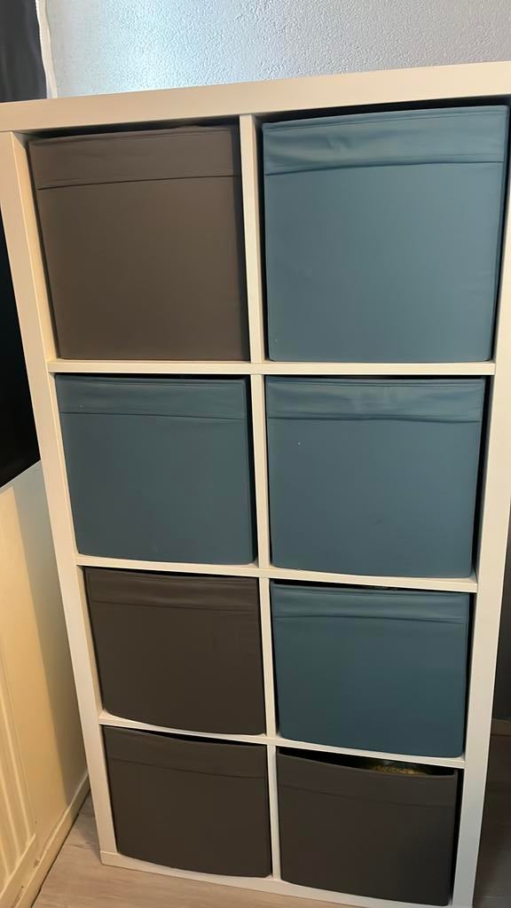 Kallax kast 8 vakken inclusief manden, Ophalen, Zo goed als nieuw