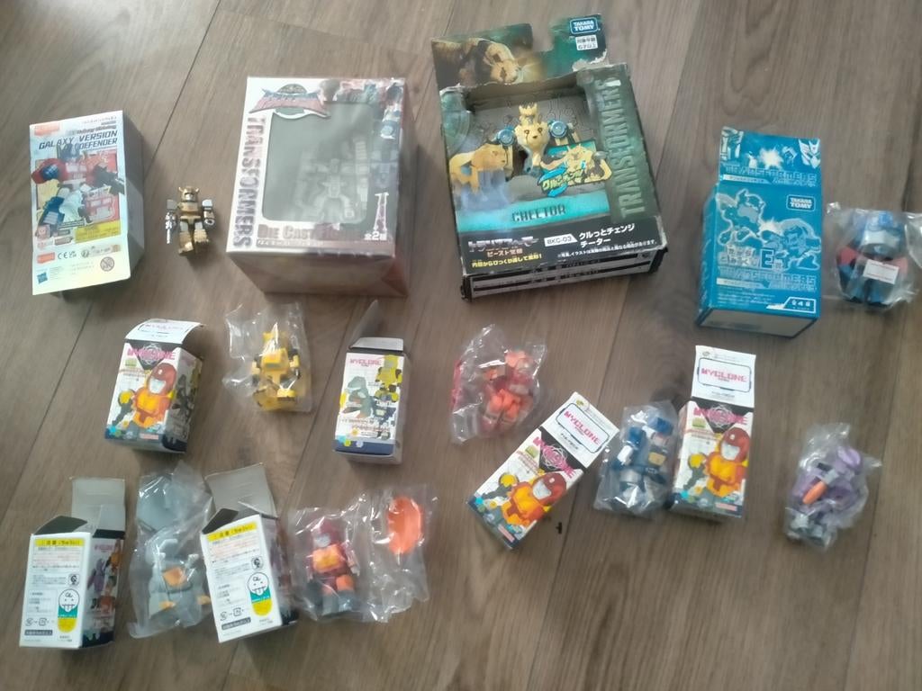 Transformers Megatron Die-Cast Japan Only figure Soundwave, Verzamelen, Transformers, G1, Ophalen of Verzenden, Nieuw, Decepticons