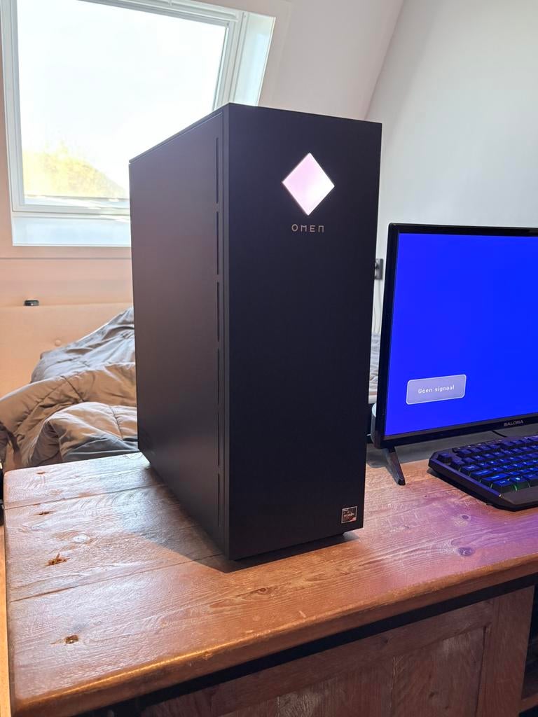 AMD Ryzen 5 3600 6- Core Processor 3.59GHz Game pc, Computers en Software, Desktop Pc's, Zo goed als nieuw, 3 tot 4 Ghz, HDD, 16 GB