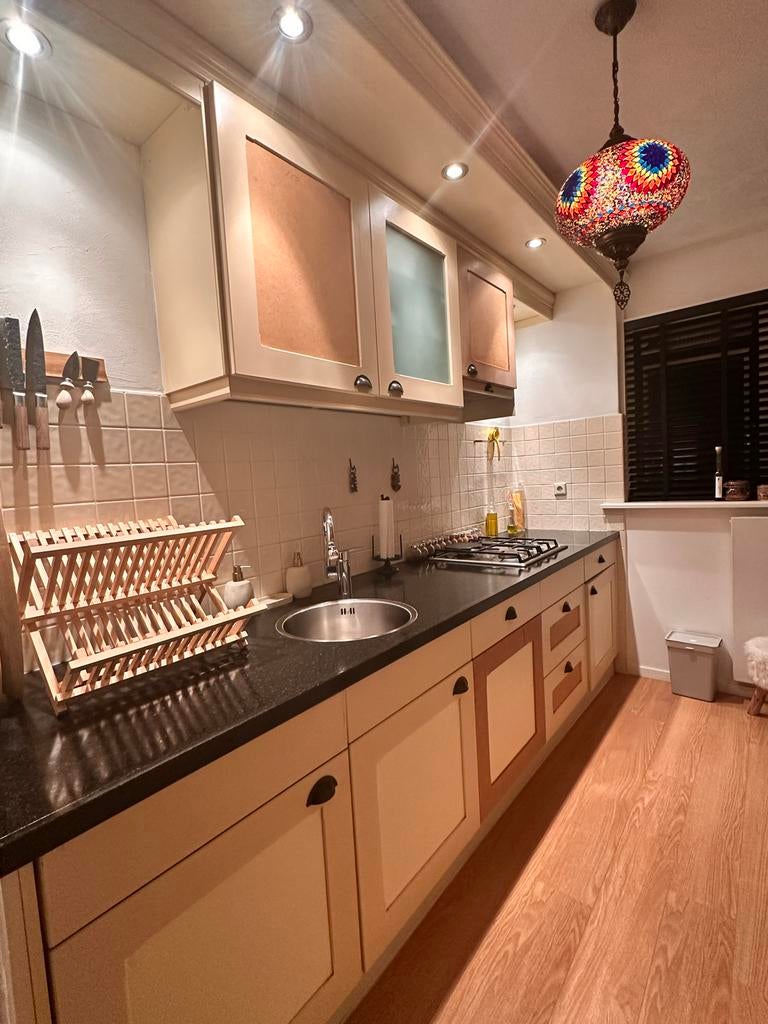 Complete keuken met granieten werkblad en Bosch apparatuur, Huis en Inrichting, Keuken | Complete keukens, Ophalen, Gebruikt, Graniet of Steen