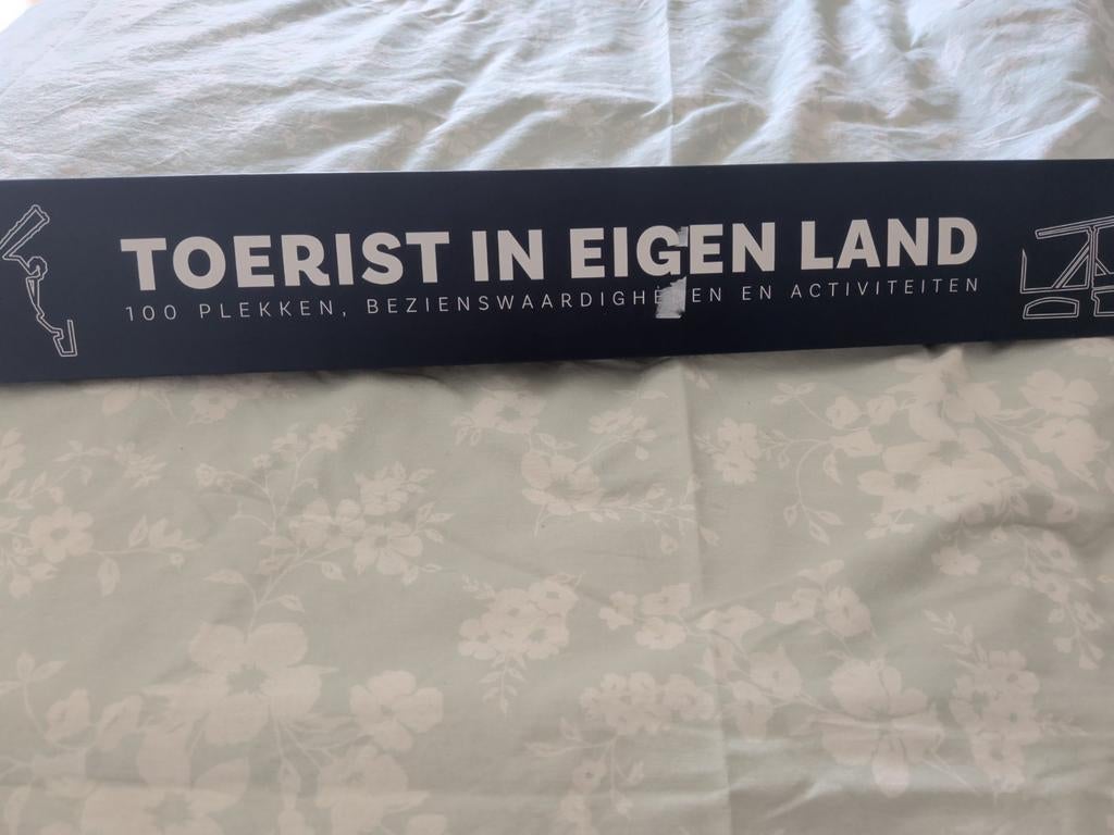 Krasposter Toerist in eigen land, Ophalen of Verzenden, Nieuw, Overige kleuren