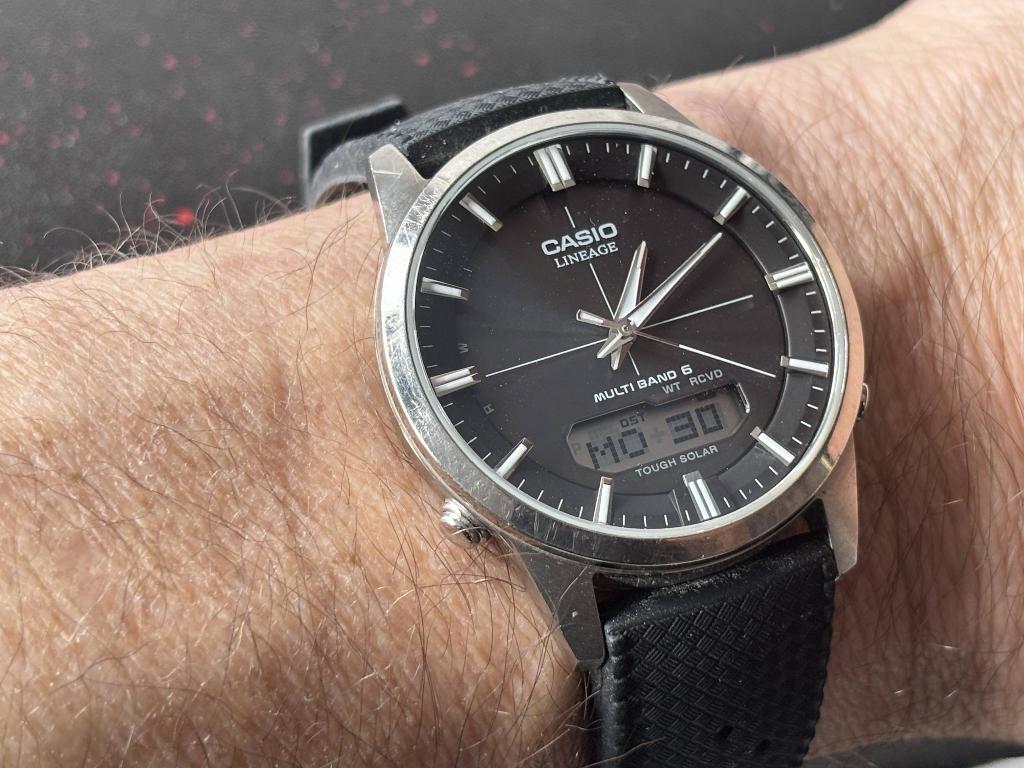 casio lineage lcw -m170td-1aer - solar - titanium, Gebruikt, Polshorloge, Overige materialen, Ophalen of Verzenden