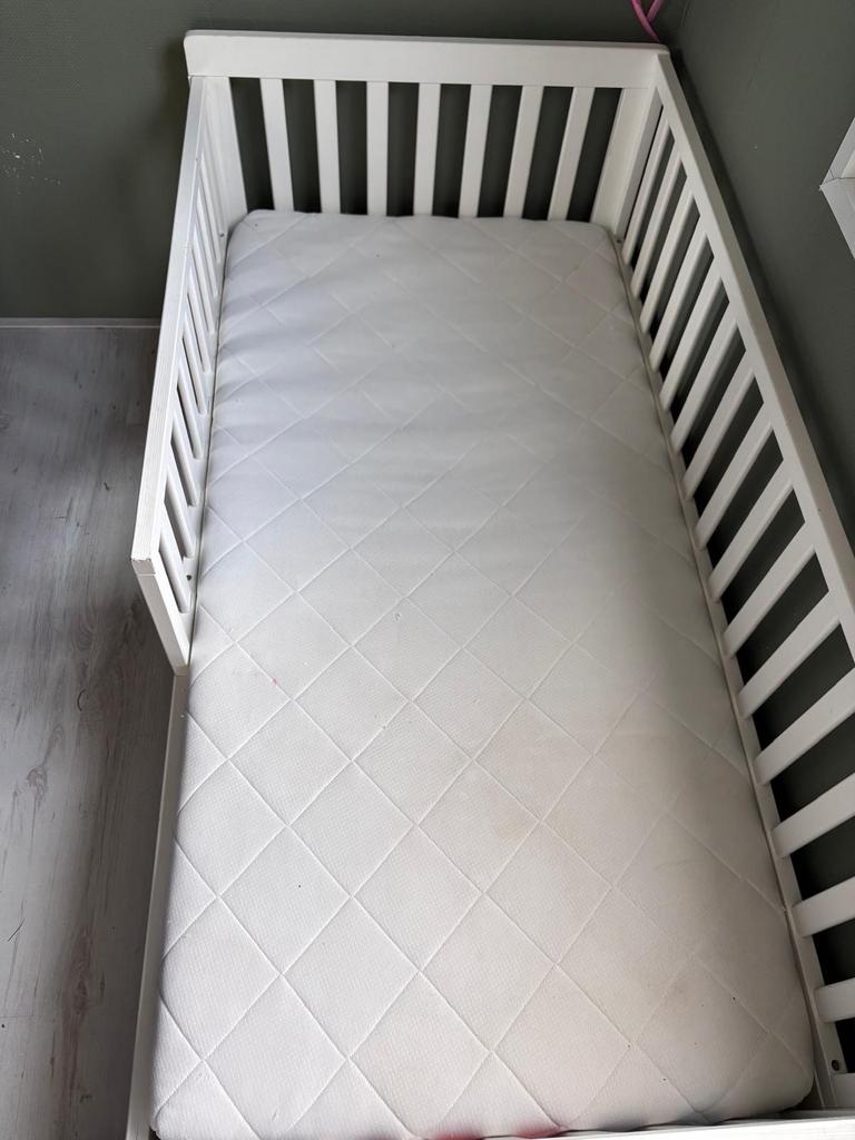 Peuterbed petit amelie, Ophalen, Gebruikt, 70 tot 85 cm, 140 tot 160 cm