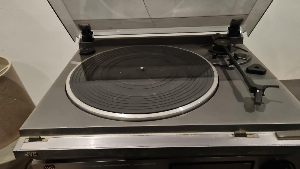 GEZOCHT JVC PLATENSPELER type AL-A155, Audio, Tv en Foto, Platenspelers, Ophalen of Verzenden, Overige merken
