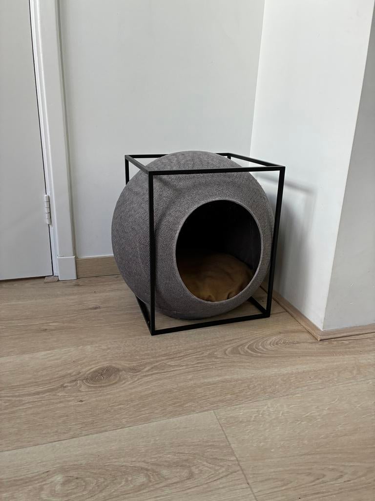 Meyou Paris Le Cube kattenmand cocon, Ophalen, Gebruikt