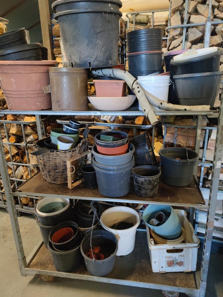 Diverse plantenpotten en bakken, Doe-het-zelf en Verbouw, Ophalen, Gebruikt, Overige materialen