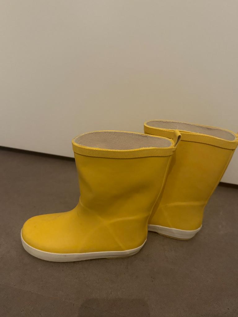 Leuke gele regen kinder laarsjes, Kinderen en Baby's, Kinderkleding | Schoenen en Sokken, Jongen of Meisje, Ophalen of Verzenden