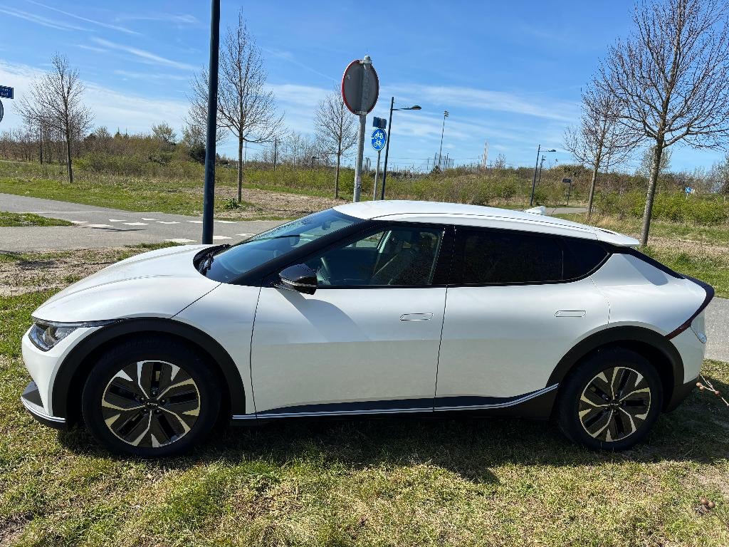 Kia EV6 58kW L.Edition private lease overname 30000 km p/j, Auto's, Kia, Particulier, EV6, ABS, Achteruitrijcamera, Adaptieve lichten