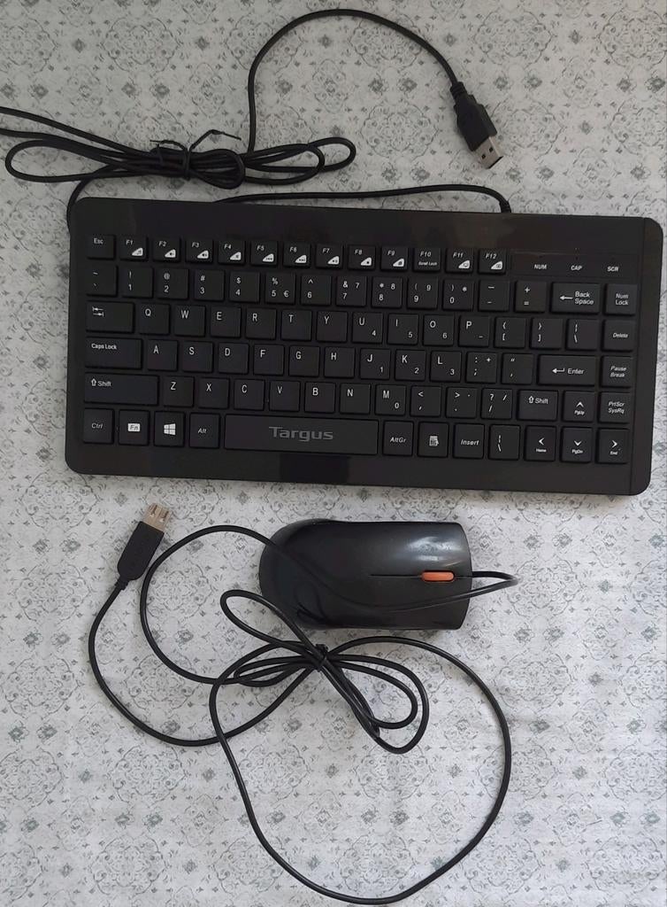 Targus bedraad toetsenbord en muis-set, Computers en Software, Toetsenborden, Gebruikt, Qwerty, Bedraad, Toetsenbord en muis-set