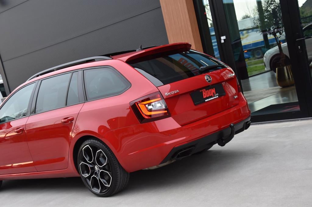 Skoda OCTAVIA 2.0 TSI RS 245PK PANODAK|ACC|VIRTUAL|TREKAAK|C, Auto's, Skoda, Gebruikt, 1984 cc, 1600 kg, 750 kg