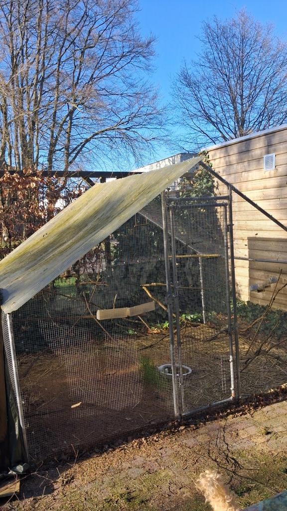 Volière., Dieren en Toebehoren, Vogels | Hokken en Kooien, Zo goed als nieuw, Volière, Aluminium, Ophalen