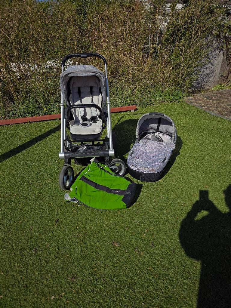 Mutsy Combi Kinderwagen met Voetenzak en Regenscherm, Ophalen of Verzenden, Gebruikt, Combiwagen, Mutsy