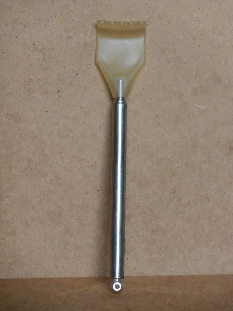 Rugkrabber rvs pin intrekbare rug krabber back scratcher new, Sport en Fitness, Massageproducten, Ophalen of Verzenden, Nieuw