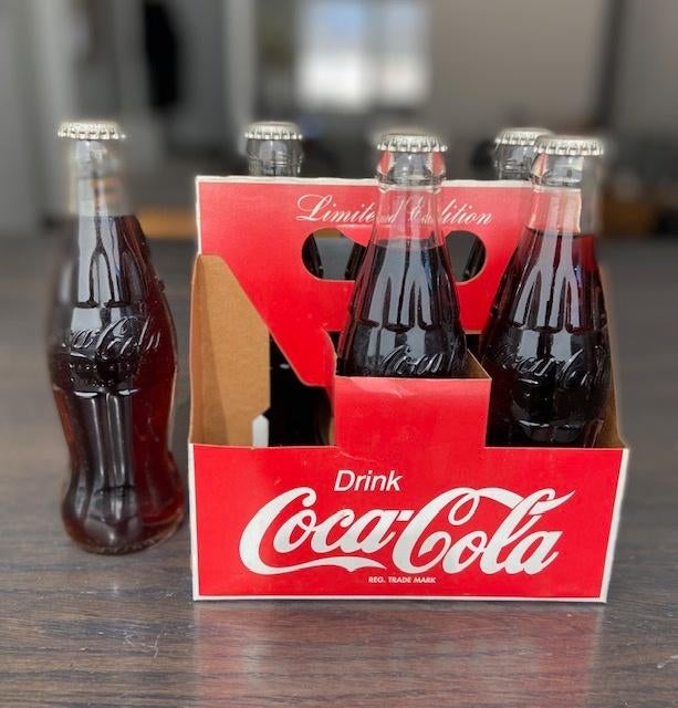 Coca Cola flesjes verzameling, Verzamelen, Merken en Reclamevoorwerpen, Ophalen, Zo goed als nieuw, Verpakking