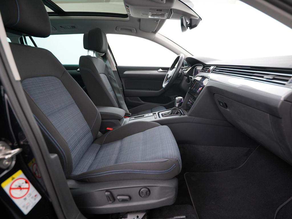 Volkswagen Passat Variant 1.4 TSI PHEV GTE | Panoramadak | T, 12 maanden, Stof, Gebruikt, Zwart