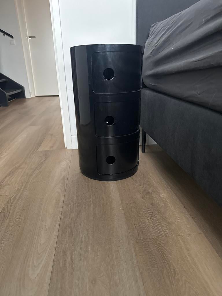 Componibili Kartell. Design. Zwart kunststof., Huis en Inrichting, Slaapkamer | Nachtkastjes, Ophalen, Kunststof, Gebruikt, Minder dan 45 cm