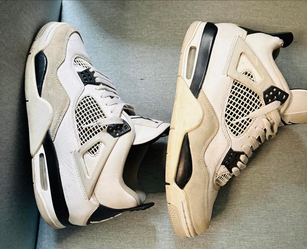 Jordan 4 Military Black - Maat 42 - Met beschadiging, Kleding | Heren, Schoenen, Wit, Ophalen of Verzenden, Sneakers of Gympen