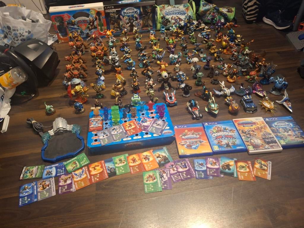 Skylander collectie met games en veel meer, Ophalen of Verzenden, Gebruikt, Box-set