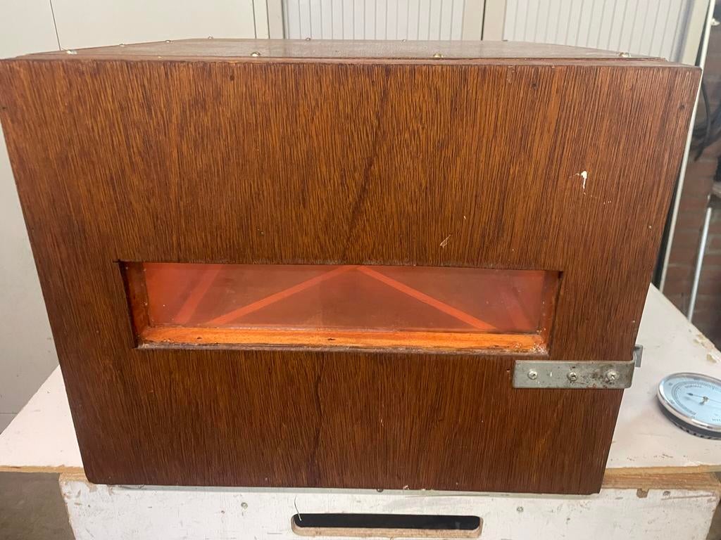 Broedmachine in zeergoede staat, Geslacht onbekend, Overige soorten