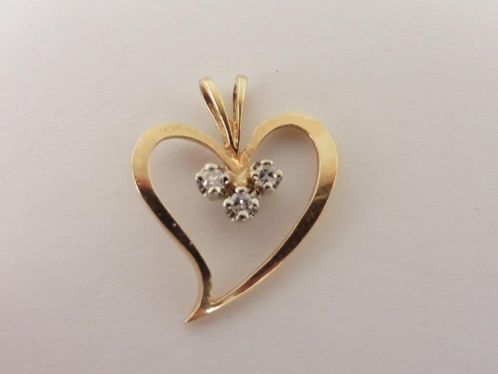 Gouden hart hanger met diamant                           G11