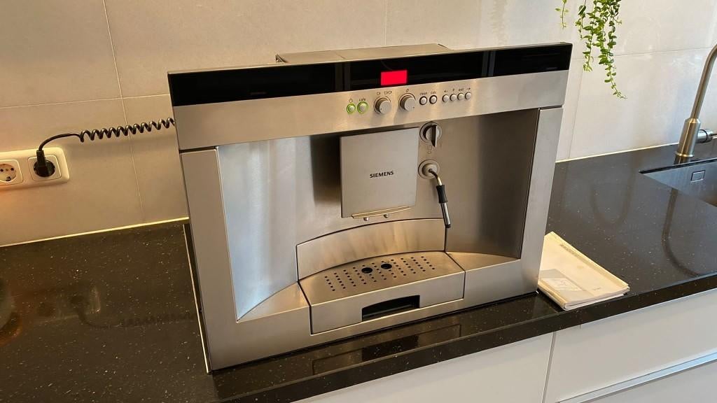 Siemens Bosch Neff Inbouw KoffieMachine Inruilmogelijk, Witgoed en Apparatuur, Koffiezetapparaten, Ophalen, Gemalen koffie, 10 kopjes of meer