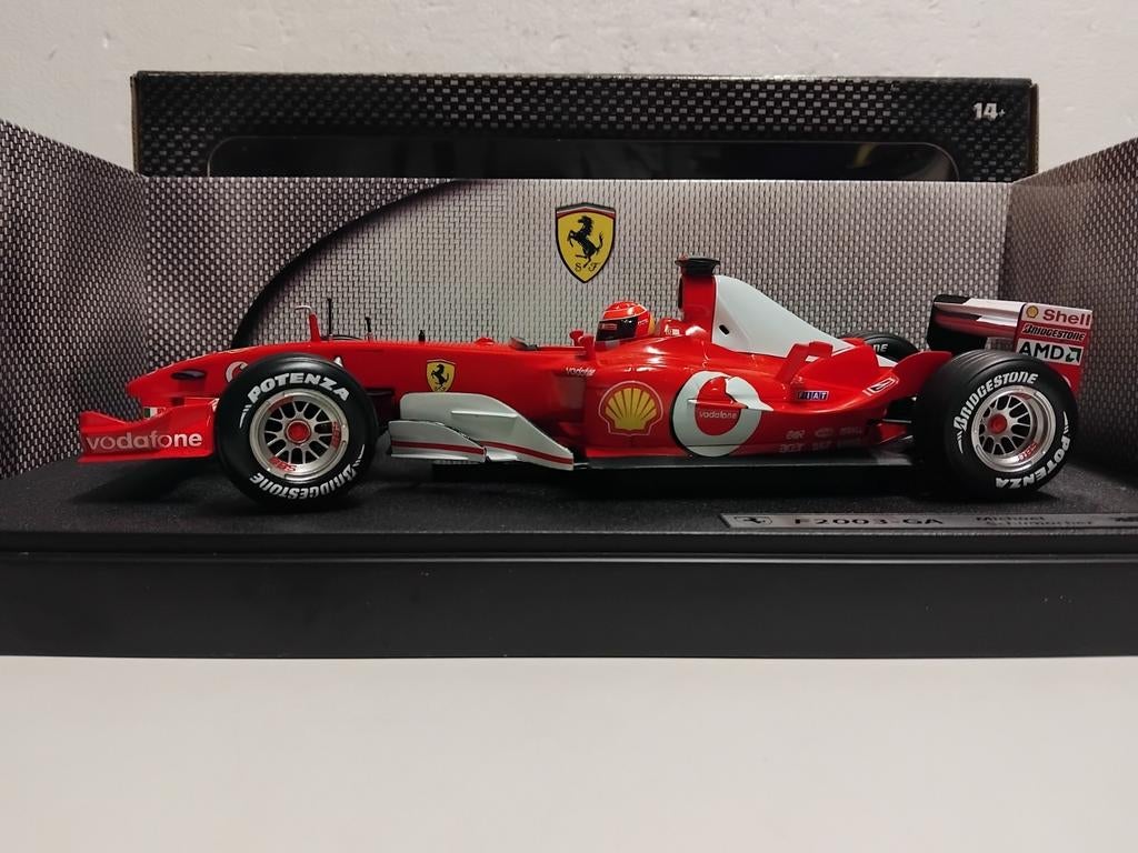 Ferrari F2003 GA Schumacher formule 1 Hot Wheels 1:18 KRD, Ophalen of Verzenden, Zo goed als nieuw, Auto, Hot Wheels