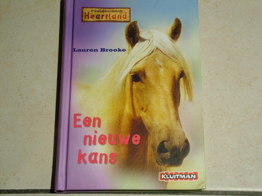 Paardenranch Heartland Een nieuwe kans / Lauren Brooke dl 3, Ophalen of Verzenden, Zo goed als nieuw, Fictie