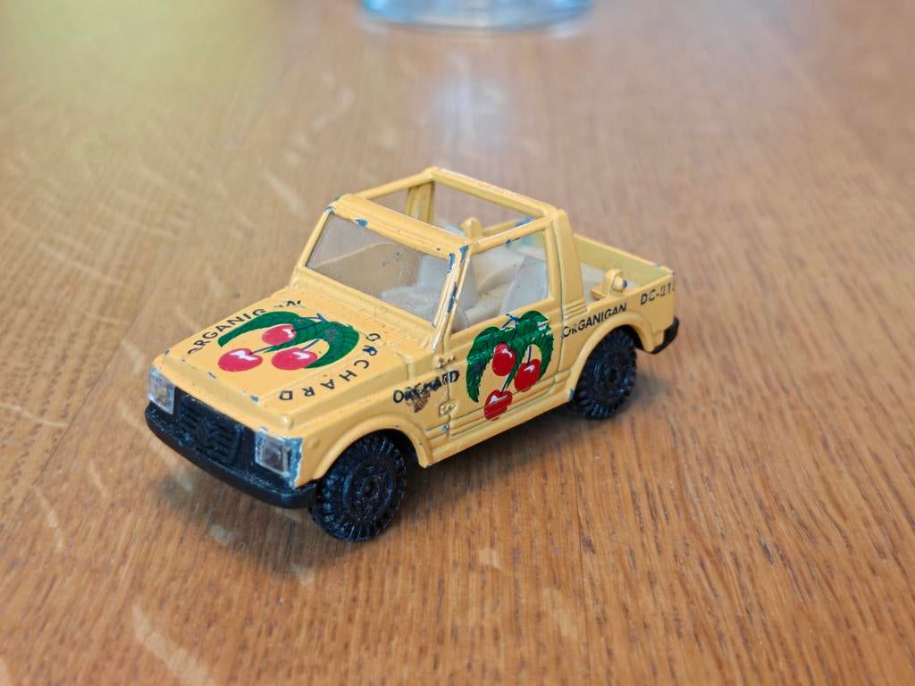 Suzuki Samurai GEEL, Ophalen of Verzenden, Zo goed als nieuw, Auto