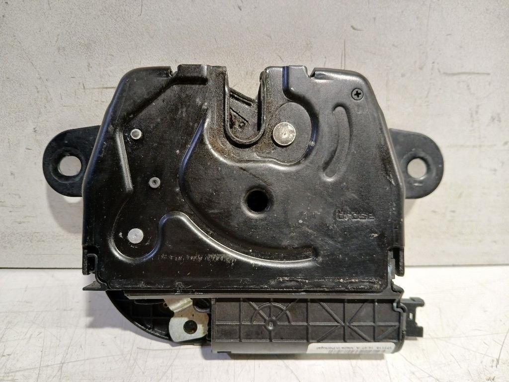 Slot mechaniek kofferdeksel achterklep elektrisch BMW 2 seri, Auto-onderdelen, Onderdelen@venauto.nl, Van der Ven Autorecycling B.V.