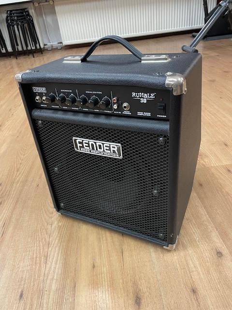 Fender basversterker, Muziek en Instrumenten, Ophalen, Gebruikt, Basgitaar, Minder dan 50 watt