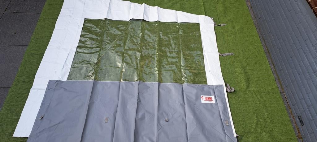 Fiamma zijwand voor bij Fiamma zakluifel., Ophalen, Zo goed als nieuw