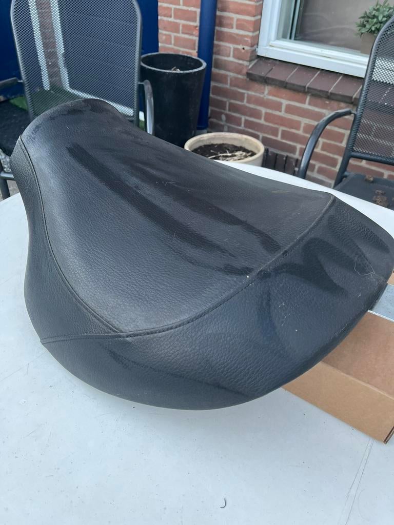 Motorzadel Suzuki Volusia vl 800, Motoren, Ophalen of Verzenden, Gebruikt