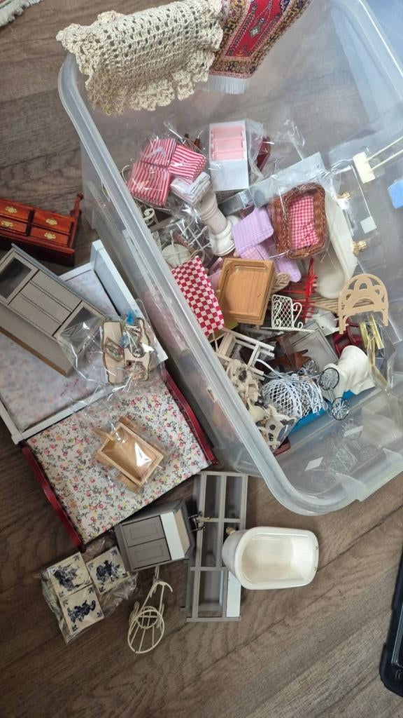 Bundel Poppenhuis Miniaturen & Meubeltjes - Diverse Maten, Verzamelen, Poppenhuizen en Toebehoren, Ophalen of Verzenden