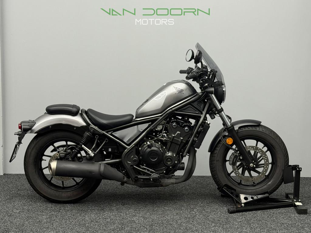 Honda CMX 500 Rebel | 2024 | 5 DKM |Seal Silver Metallic | N, Motoren, Info@vandoornmotors.nl, Chopper, Kraaivenstraat 23-5
5048AB  TILBURG, NL
