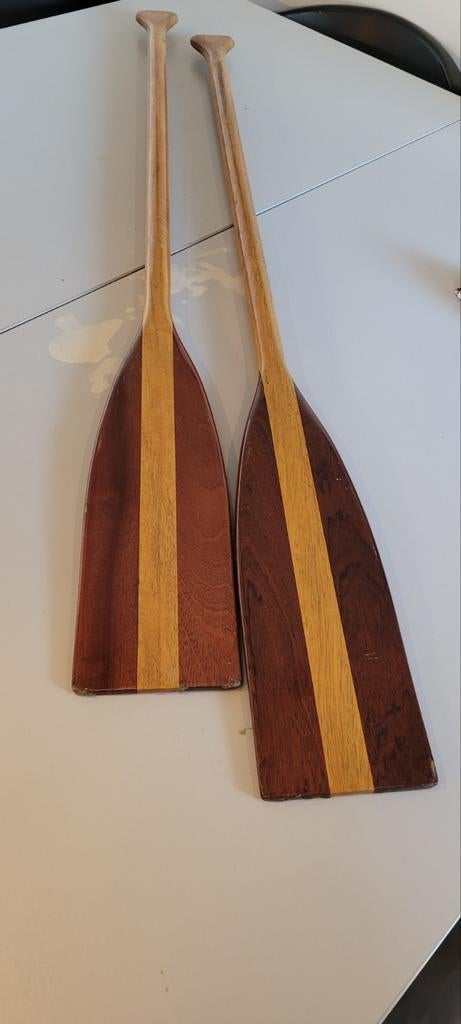 2 houten steekpeddels, Ophalen, Zo goed als nieuw