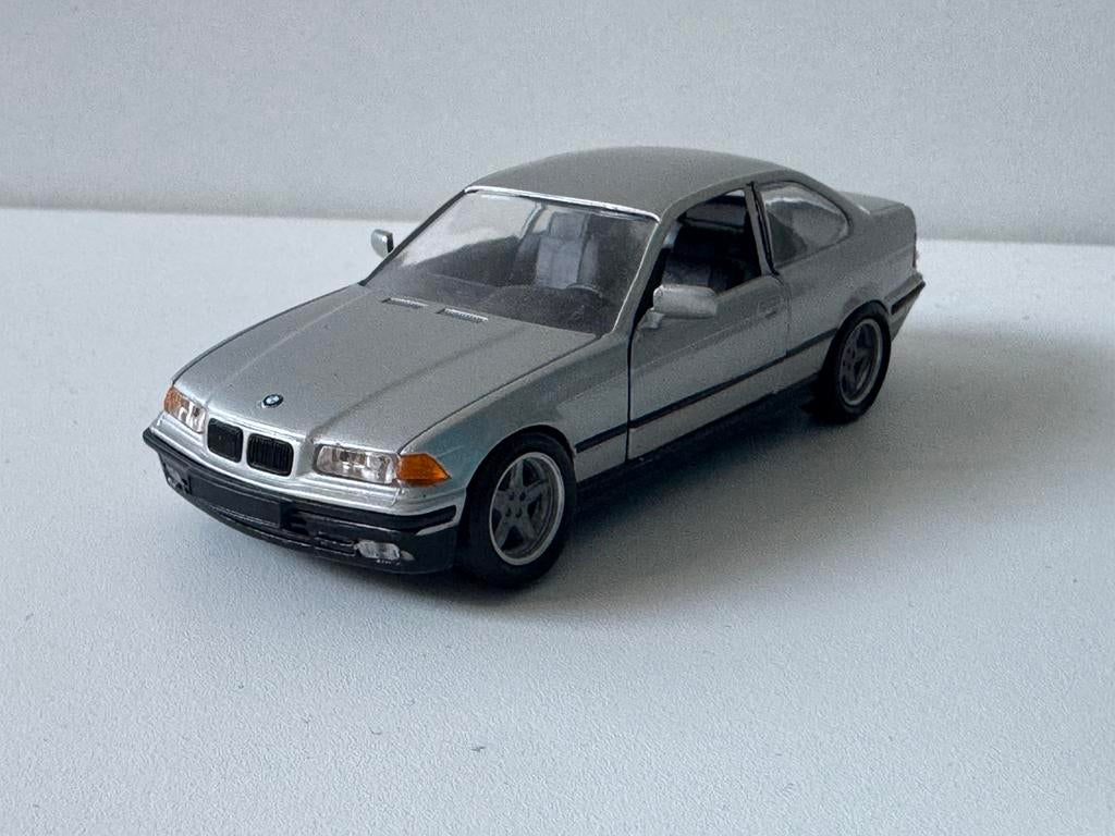 Gama bmw e36 325i coupe grijs 1:43 gama, Ophalen of Verzenden, Gebruikt, Auto, Gama