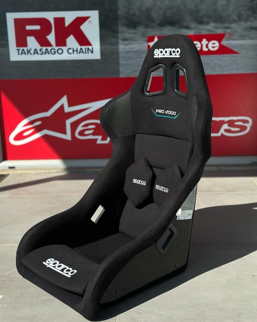 Sparco Pro2000 QRT Kuipstoel Sportstoel Racestoel FIA 8kg